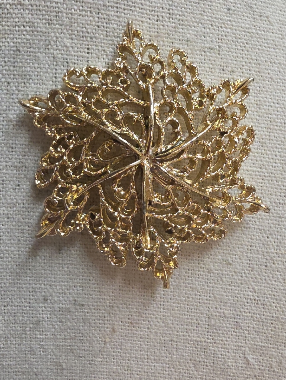 Vintage  Gerrys Filagree Gold Tone Snowflake Brooch